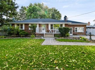 16 Indian Creek Rd W, Chatham Kent, ON N7M 2E1