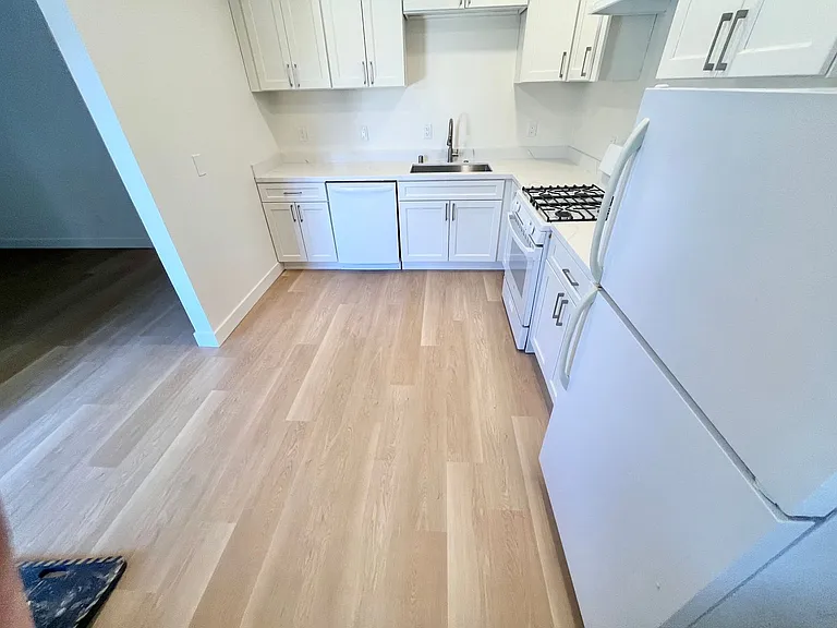 516 K St #C — Photo 6