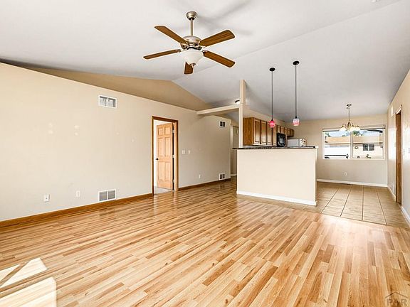 4th image of 837 S McCoy Dr