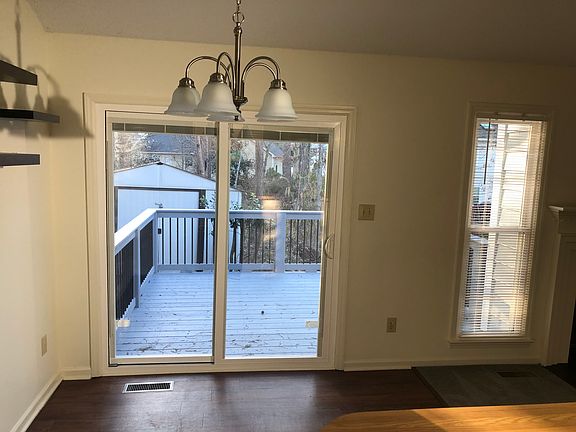 3rd image of 108 Cambrian Way