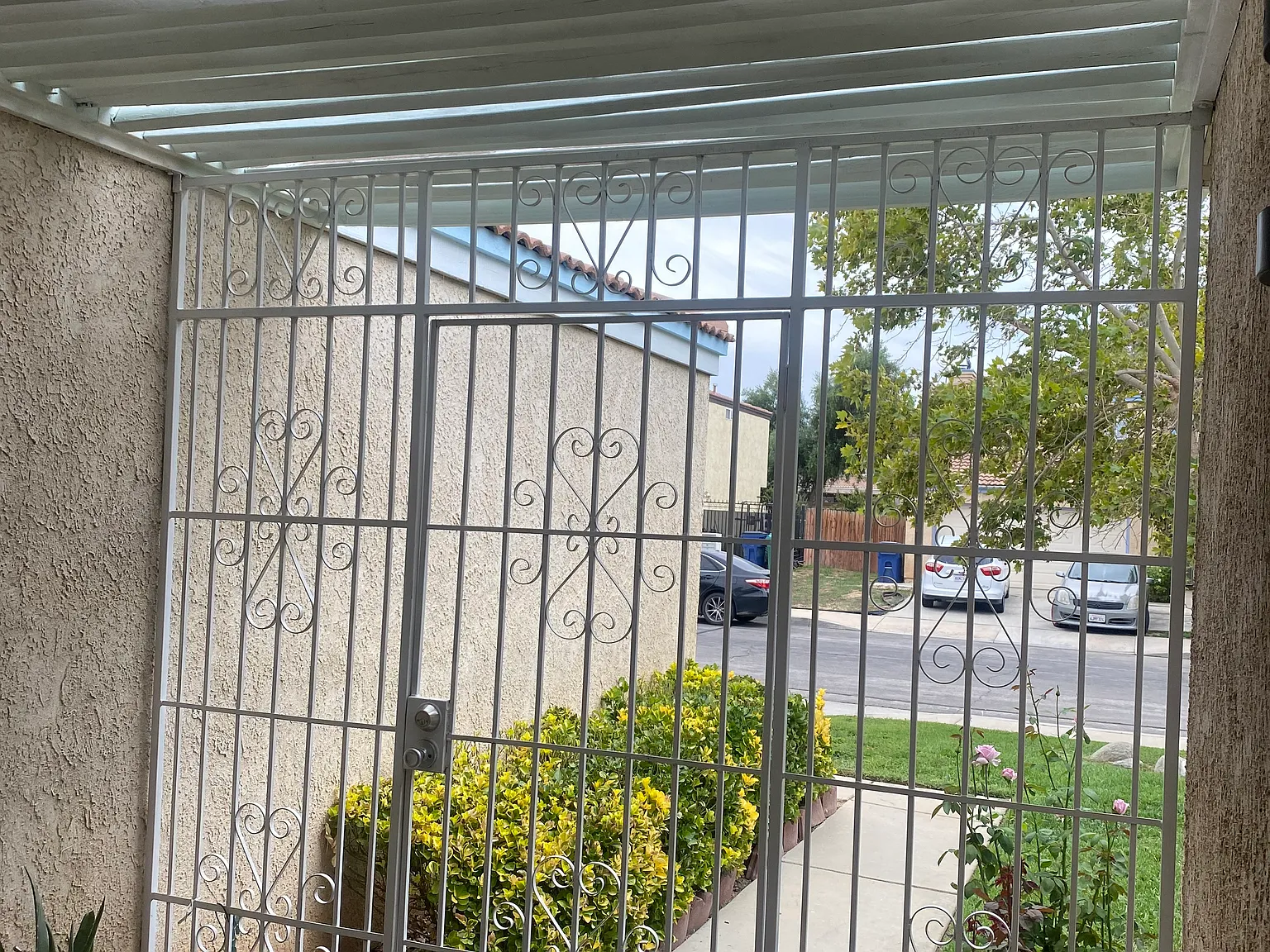 3 bed, 1313 sqft, $2,700 — Photo 4