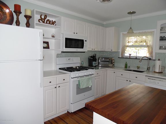 3rd image of 31 Rodhos St