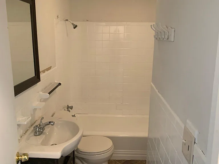 1406 Beaumont Ave — Photo 2