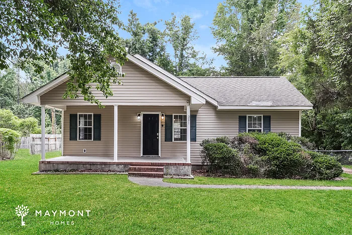3 bed, 2.0 bath, 1100 sqft, $1,495 — Photo 3