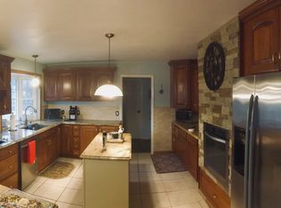 478 Roses Mill Rd, Milford, CT 06460