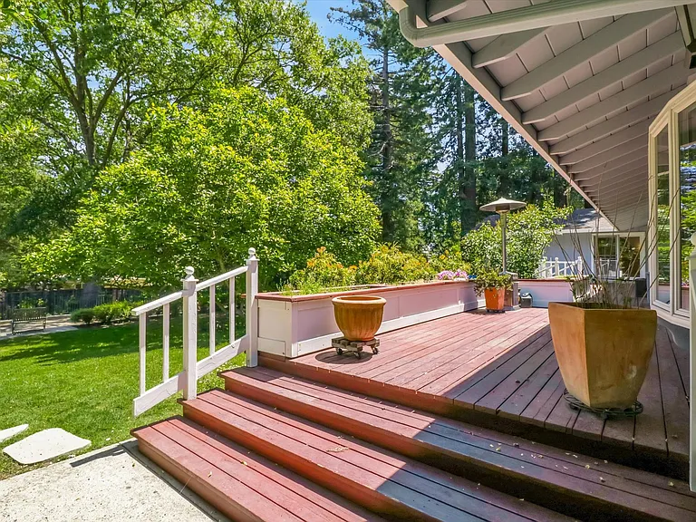1064 Westridge Ave — Photo 31