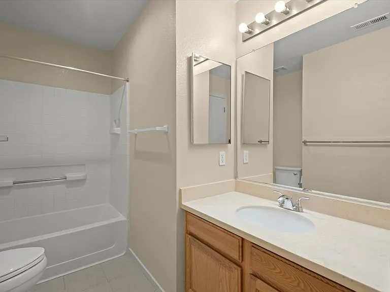 38806 Litchfield Cir — Photo 17
