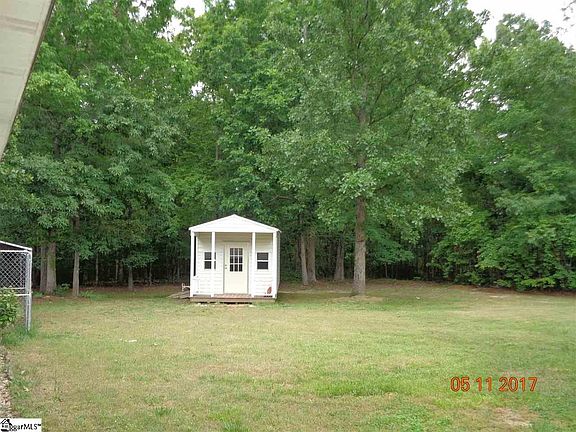 4th image of 33 Brooke Ann Ct