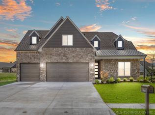 13703 S 20th Pl E, Bixby, OK 74008