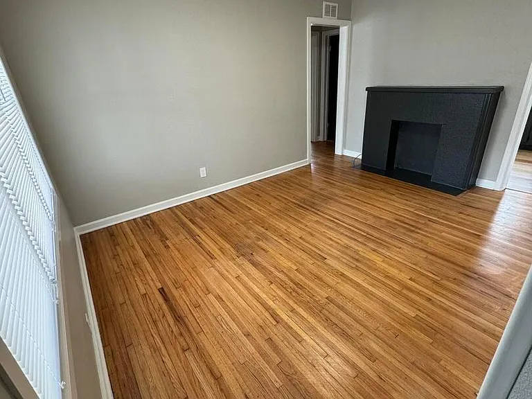 1837 N Litchfield St — Photo 6