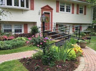 46 Beechtree Rd, Hanover, MA 02339