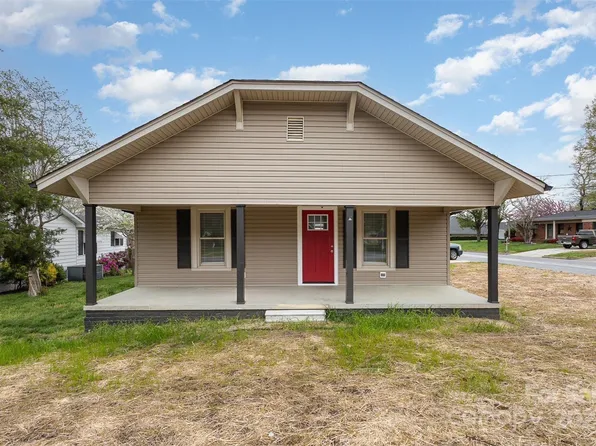 613 S Zion St, Landis, NC 28088