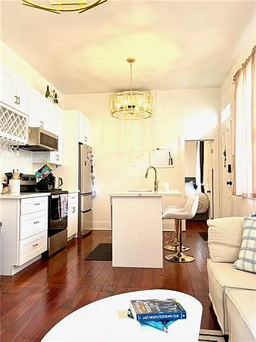2906 Prytania St #203 — Photo 9