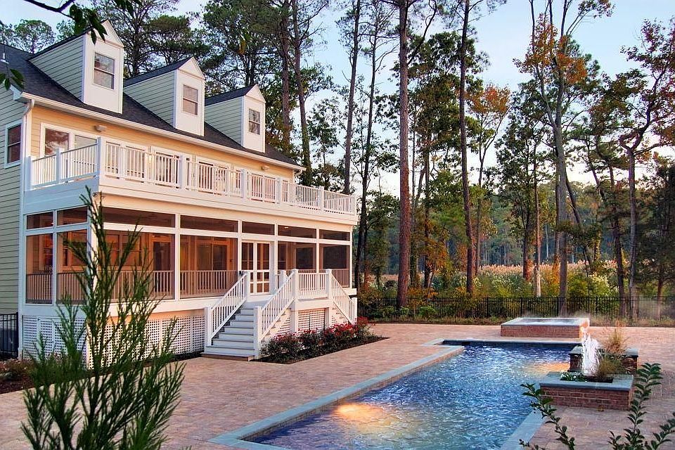 1st image of 1145 Venetian Way
