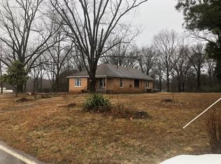 214 Magnolia Rd, Jonesboro, AR 72405