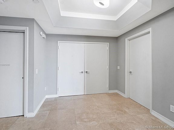 2nd image of 21050 NE 38th Ave APT 406