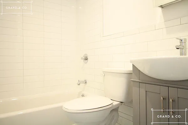 Rented by Grand & Co. | media 30