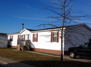33420 Daffodil Ct, Lenox, MI 48048