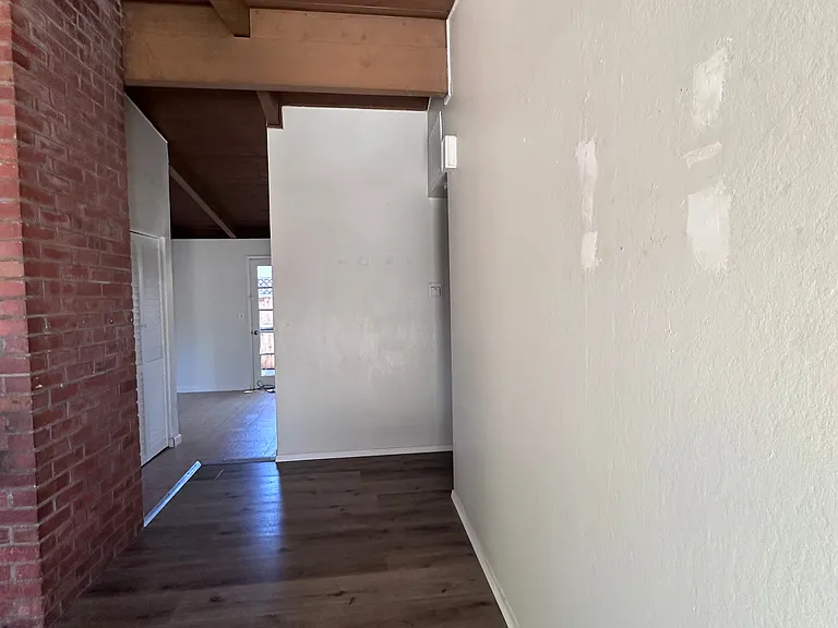 737 Budd Ave — Photo 15