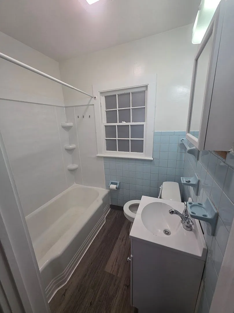 1736 Longview Drive — Photo 3