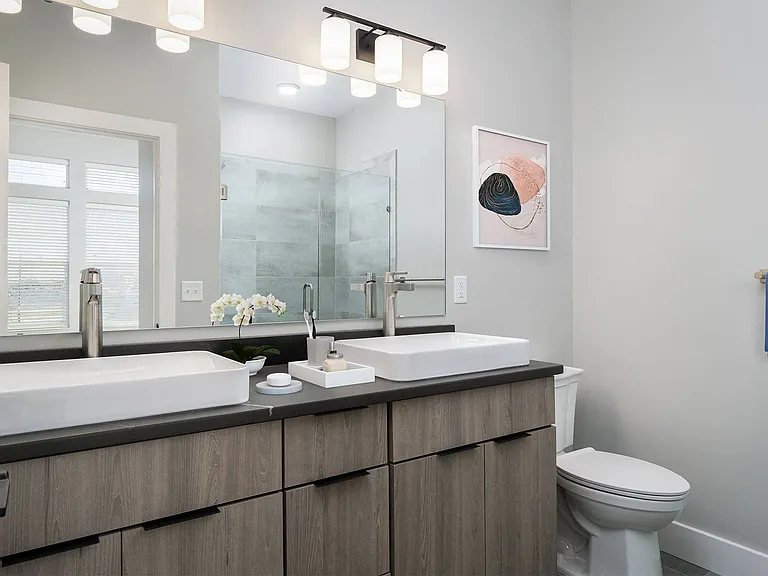 The Red Corner Townhomes — Photo 22