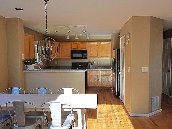 Kitchen/dining