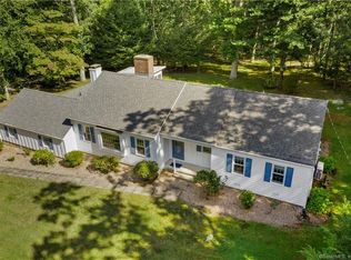 3 Nutmeg Ln, Essex, CT 06426