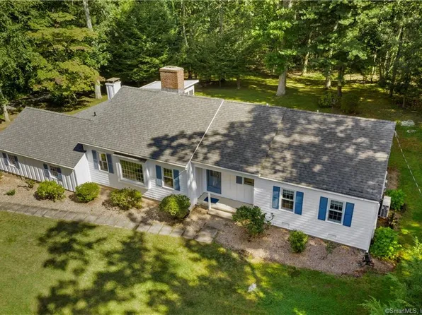 3 Nutmeg Lane, Essex, CT 06426