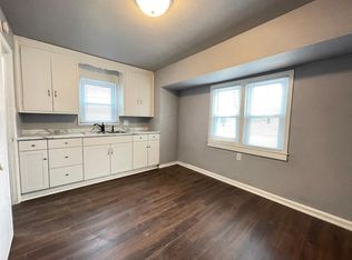 4826 N 21st St, Milwaukee, WI 53209