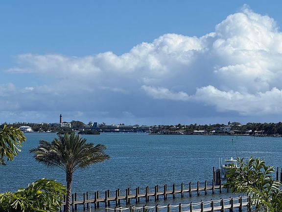 2nd image of 5270 Pennock Point Road