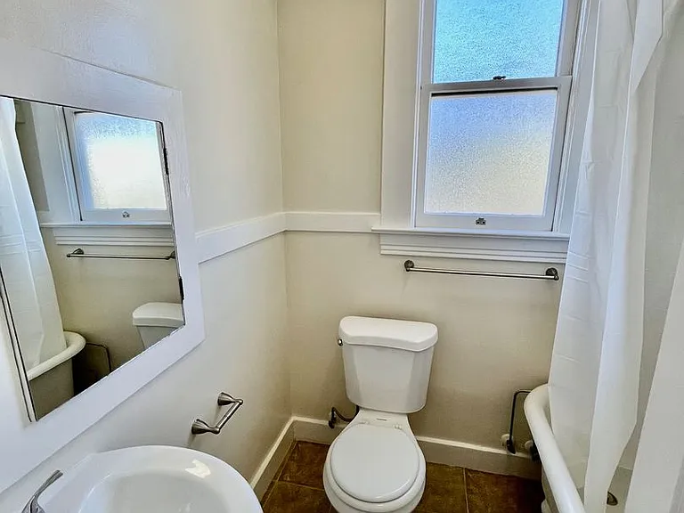 Incredible, Must See Noe Valley Two Bedroom — Photo 10