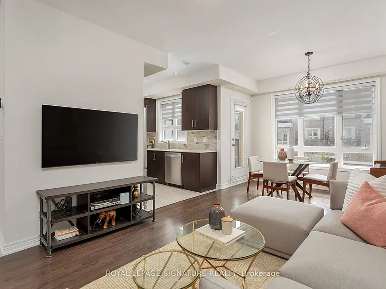 105 Kayla Cres E #18 — Photo 9