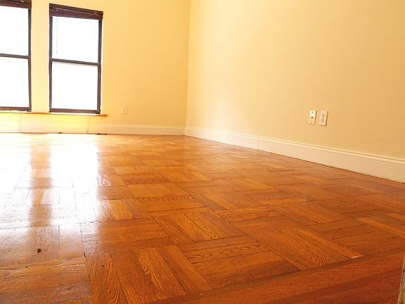 4th image of 30-44 34th St #6