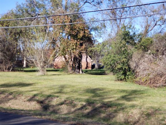 2nd image of 302 Wildwood St