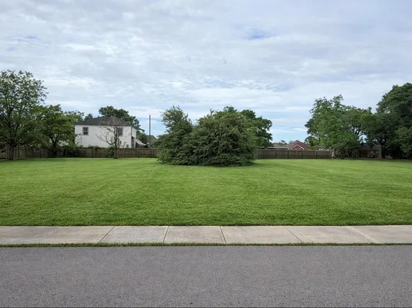 2826 Rigel Rd, Houston, TX 77088