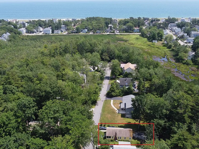 15 Tioga Ave — Photo 6