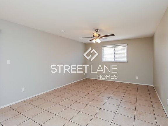 5th image of 2540 E Geneva Dr