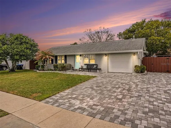 2327 Greenbush Ct, Orlando, FL 32837