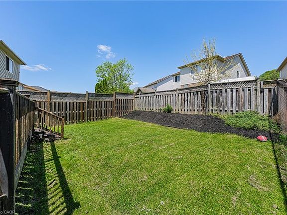 3rd image of 857 Brandenburg Blvd