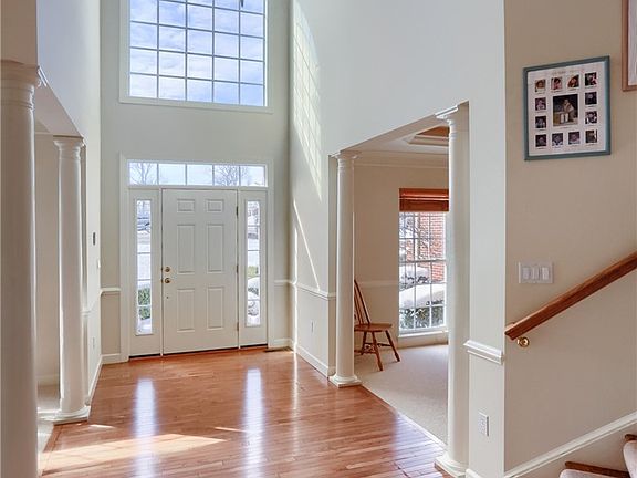 4th image of 4005 Lakeview Ln