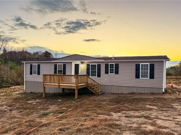 813 Plank Rd, Farmville, VA 23901