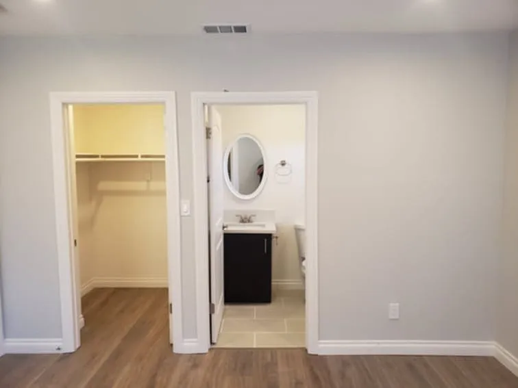5 bed, 1850 sqft, $1,399 — Photo 4
