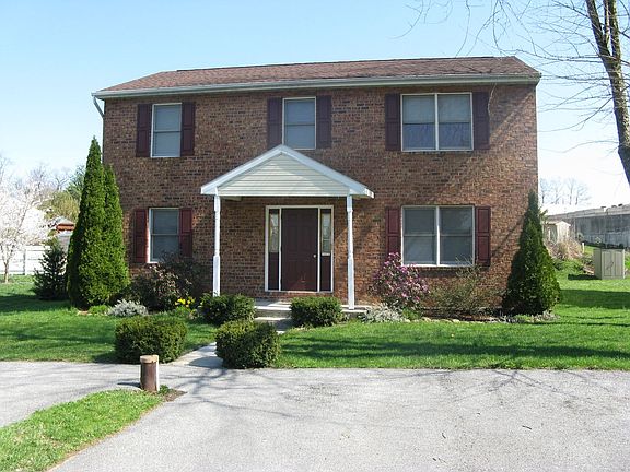 2nd image of 10912 & 10914 Antrim Ct #10912