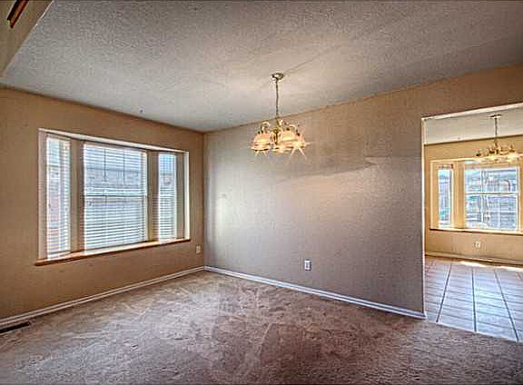 4th image of 1212 Deer Run Dr