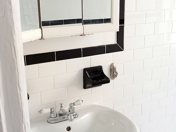 2nd image of 12 Seaman Ave APT 4G