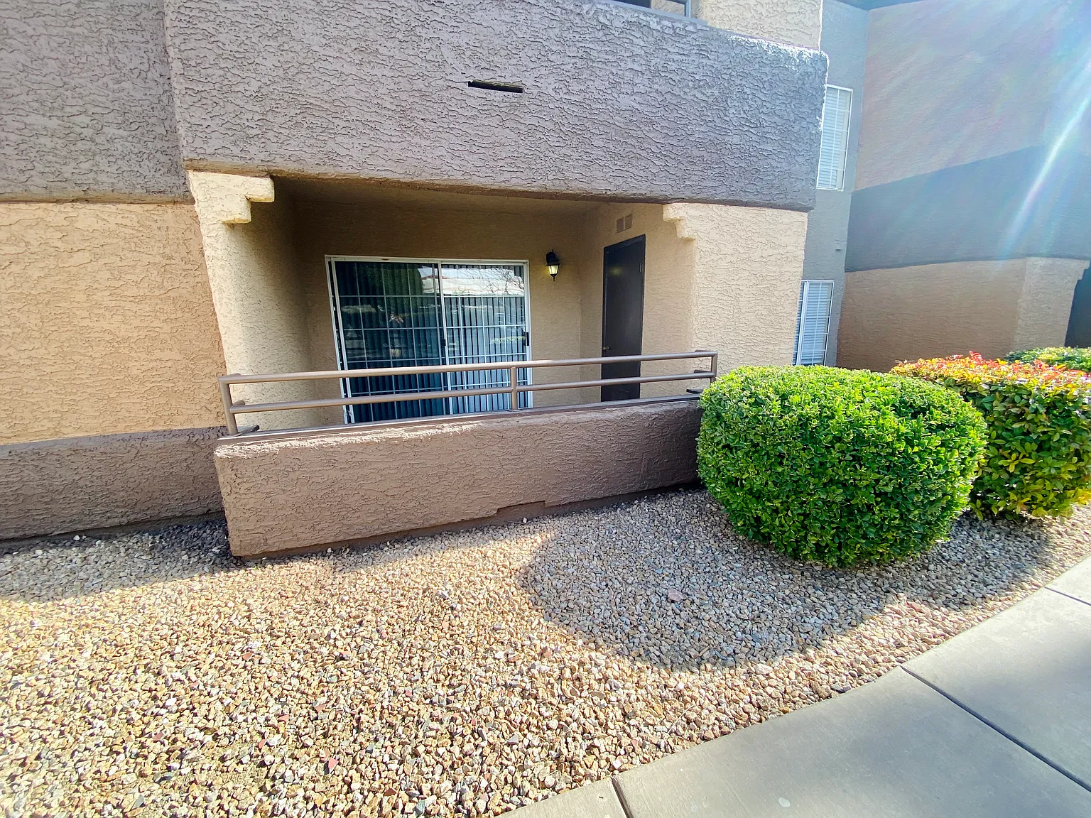 2 bed, 1053 sqft, $1,550 — Photo 4