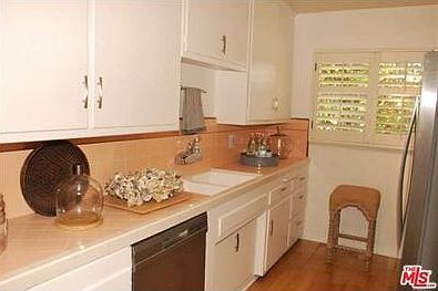 4th image of 1615 N Laurel Ave APT 114