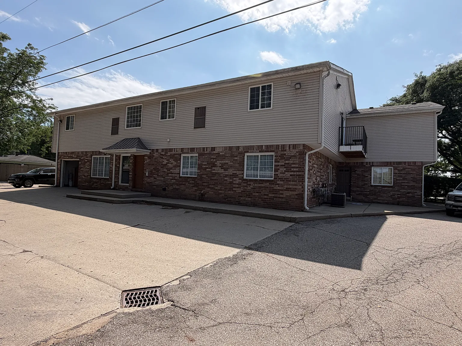 1 bed, 1000 sqft, $1,150 — Photo 2