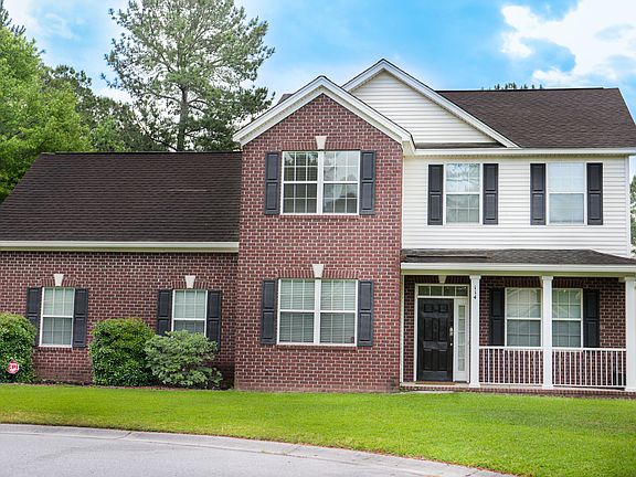 4th image of 114 Bay Colony Ct