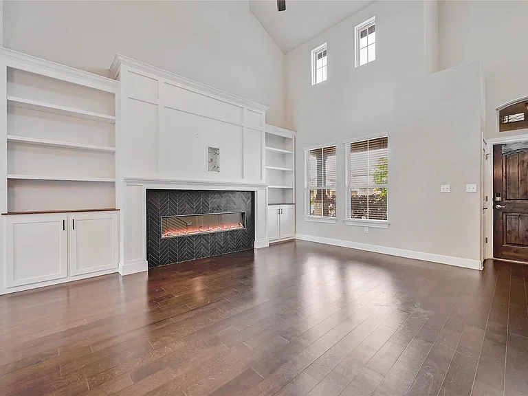 1320 Goldilocks Ln — Photo 7